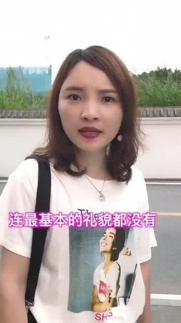 美女吃的瓜甜不甜视频下载,美女品尝瓜果甜蜜瞬间