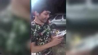 吃瓜上吊搞笑本人视频,视频笑料横生，网友直呼“太欢乐”